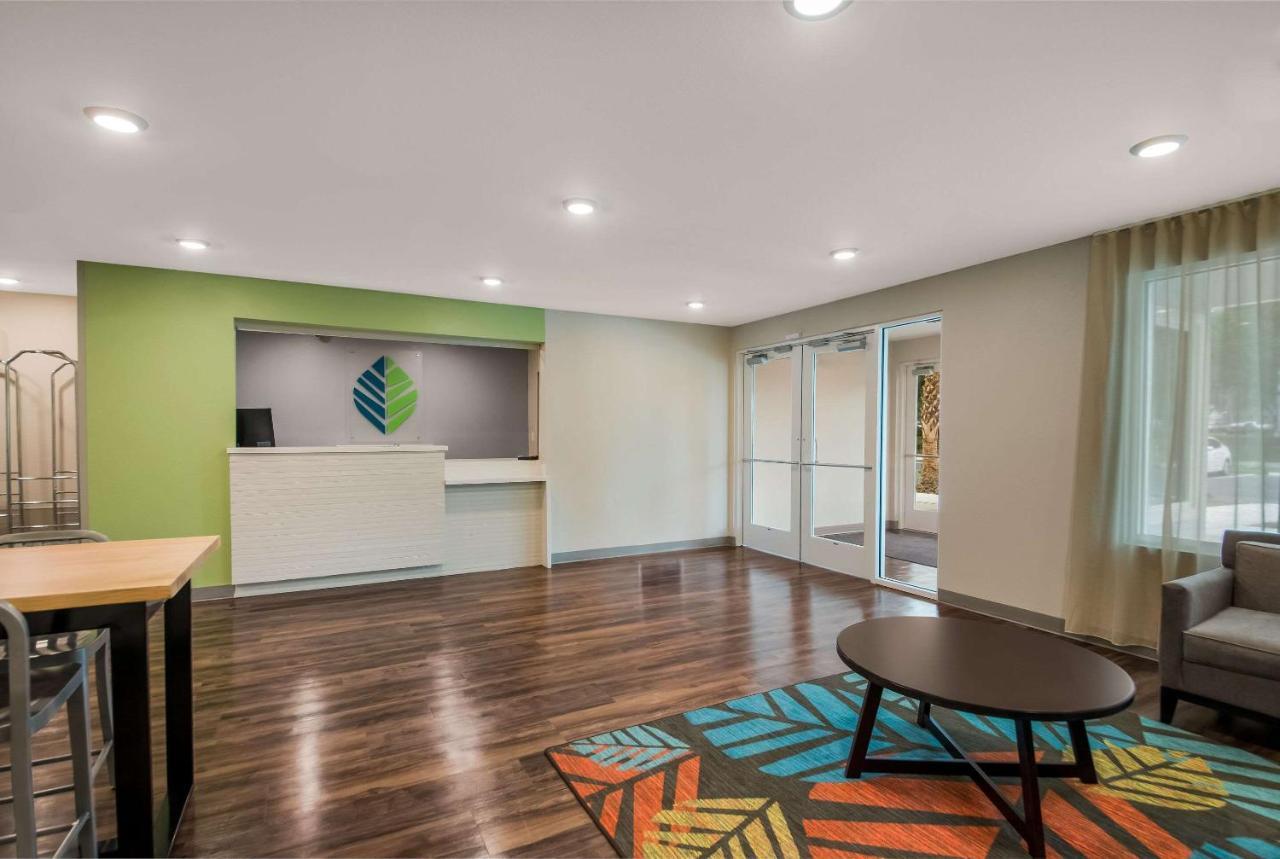 Woodspring Suites Inverness Eksteriør bilde