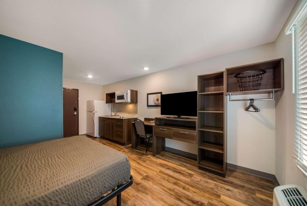 Woodspring Suites Inverness Eksteriør bilde