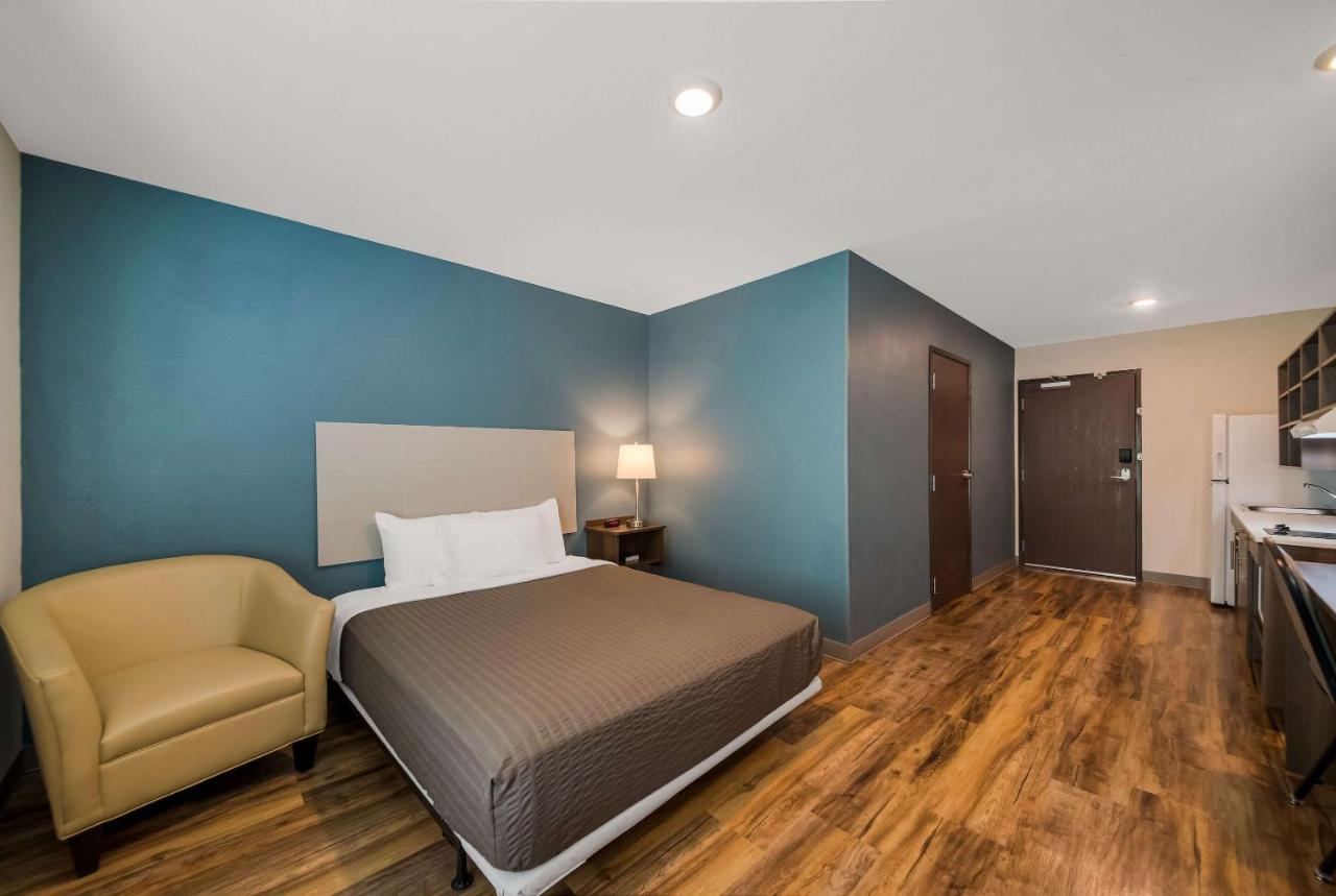 Woodspring Suites Inverness Eksteriør bilde