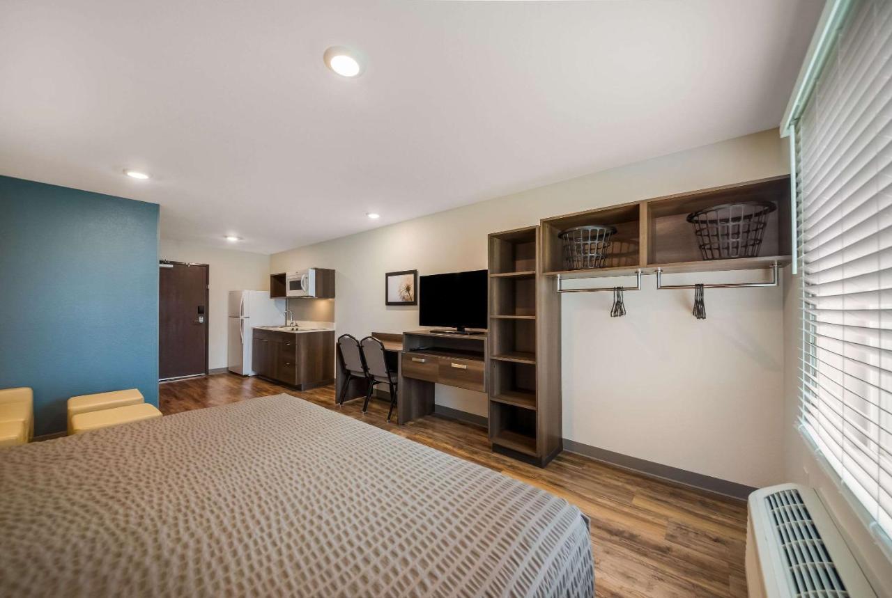 Woodspring Suites Inverness Eksteriør bilde