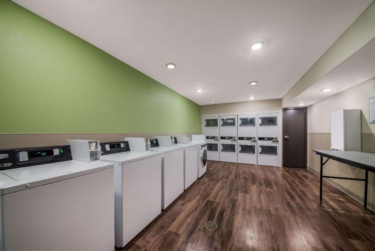 Woodspring Suites Inverness Eksteriør bilde
